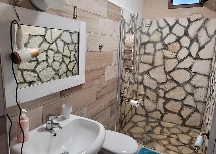 Montemagno Couette-café