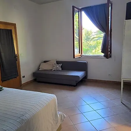 Montemagno Nocleg ze śniadaniem 3*