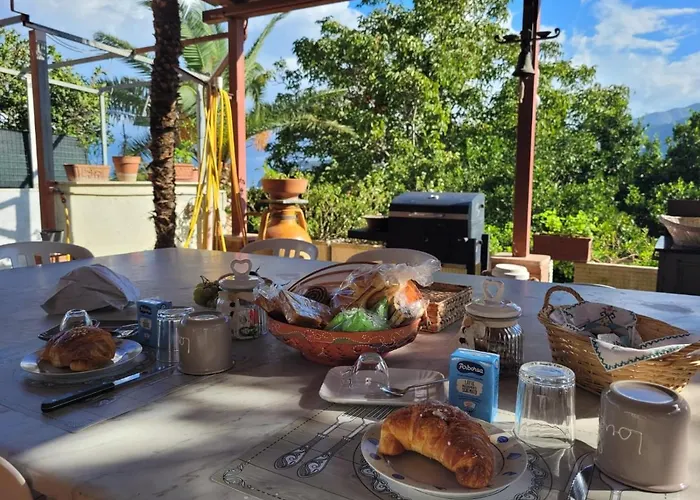 Montemagno Bed and Breakfast 3*